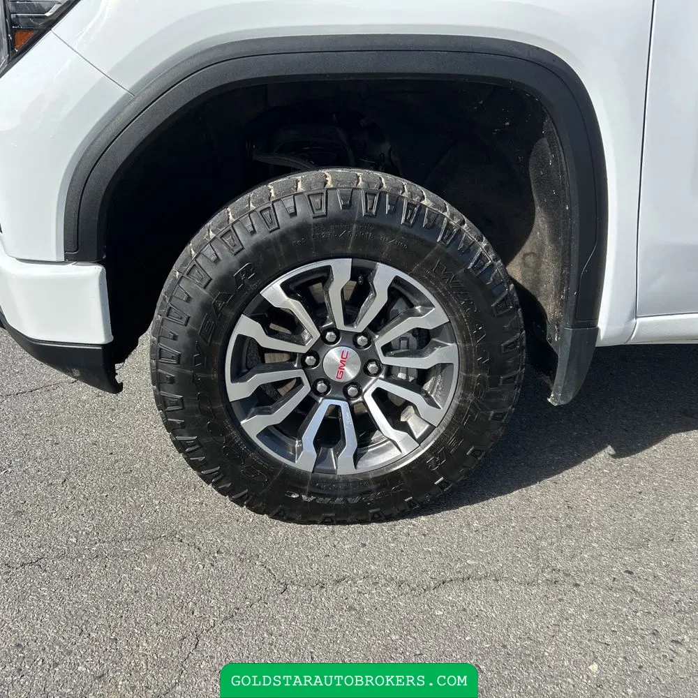 2023 GMC Sierra 1500 AT4
