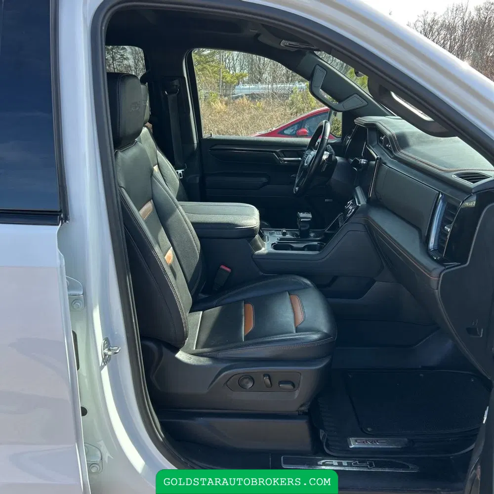 2023 GMC Sierra 1500 AT4