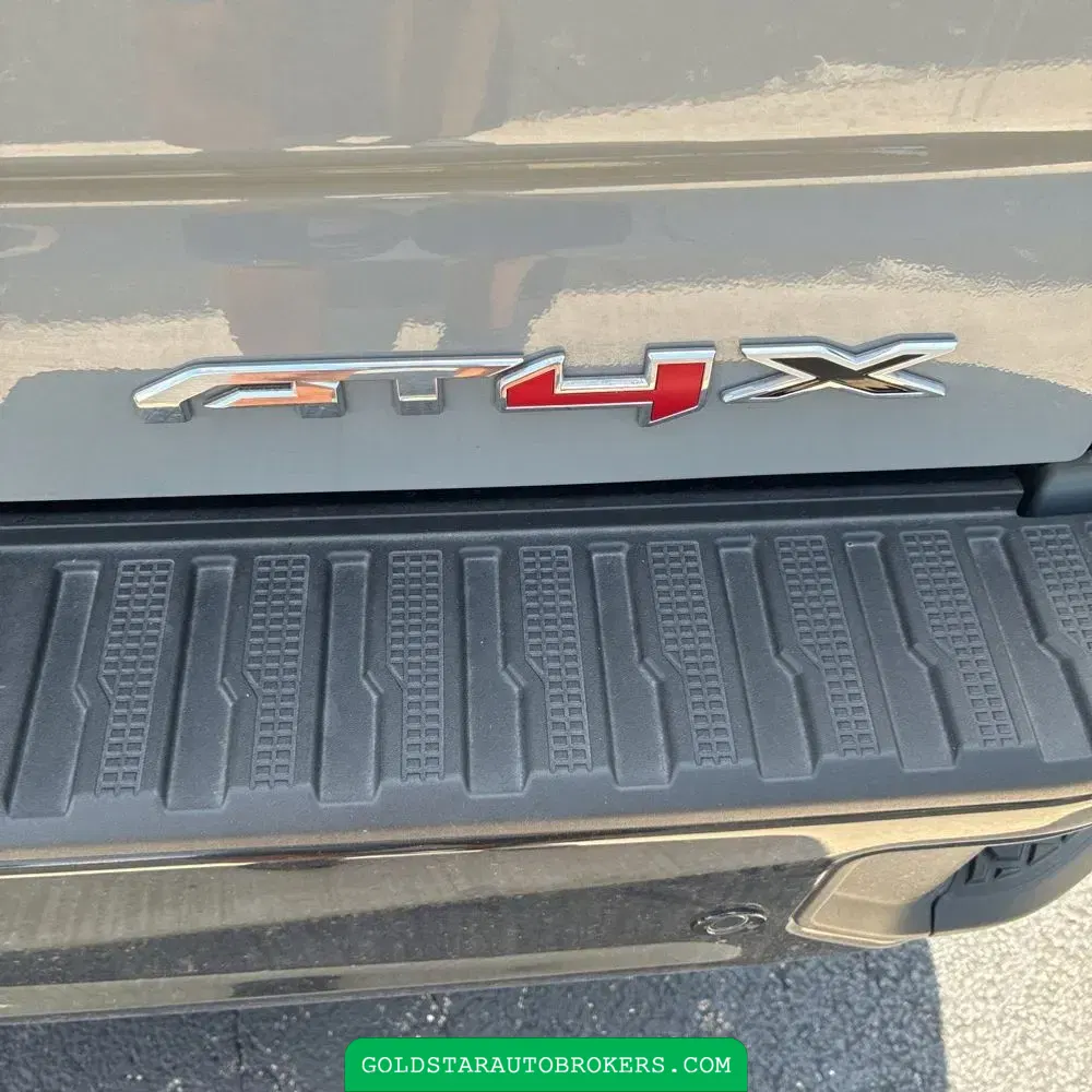 2024 GMC Sierra 1500 AT4X
