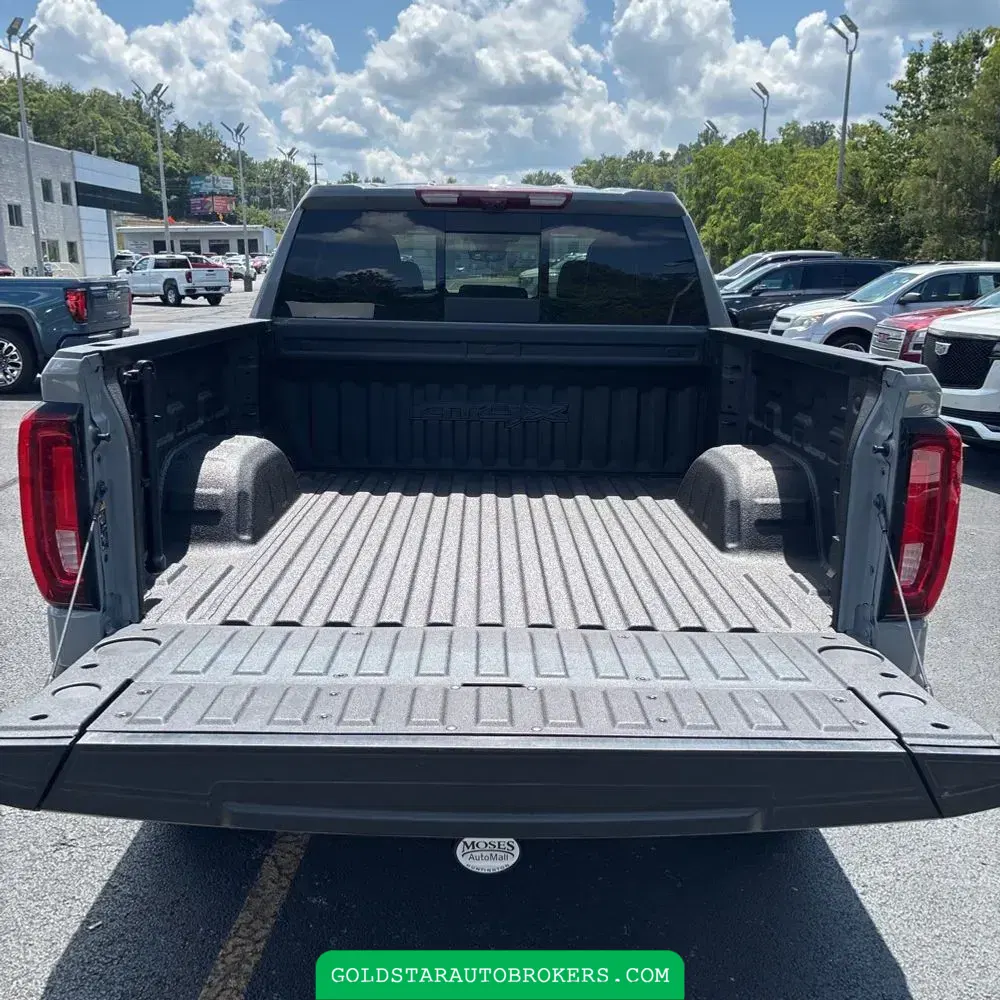 2024 GMC Sierra 1500 AT4X