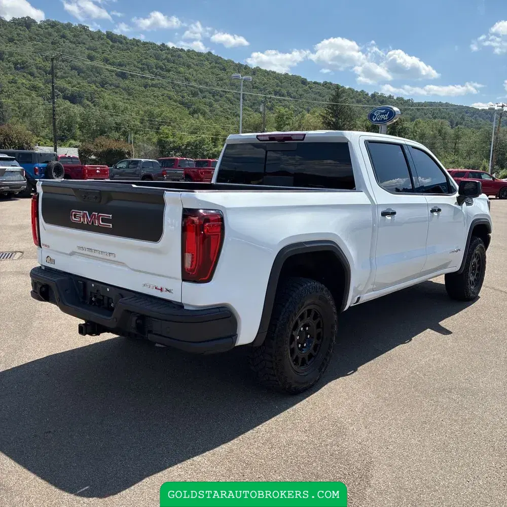 2024 GMC Sierra 1500 AT4X