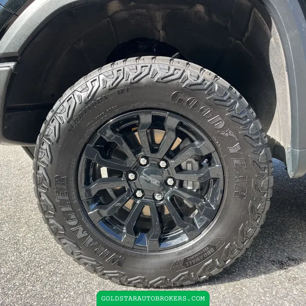2023 GMC Sierra 1500 AT4X