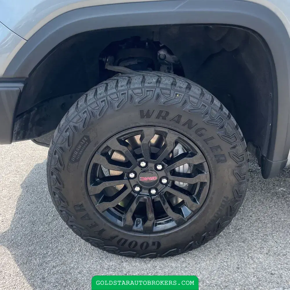 2023 GMC Sierra 1500 AT4X