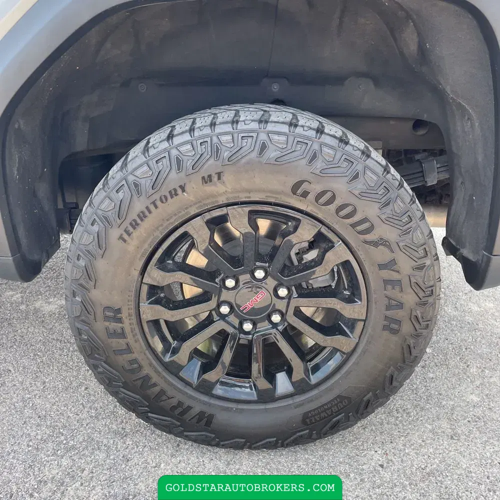 2023 GMC Sierra 1500 AT4X