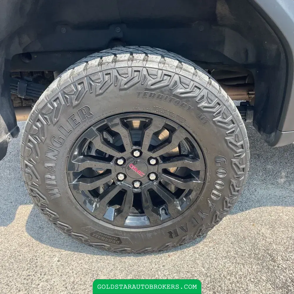2023 GMC Sierra 1500 AT4X