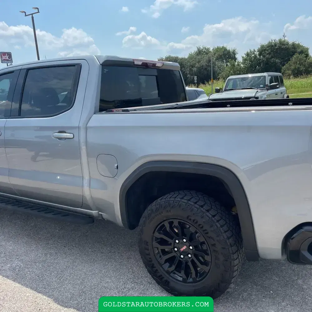 2023 GMC Sierra 1500 AT4X