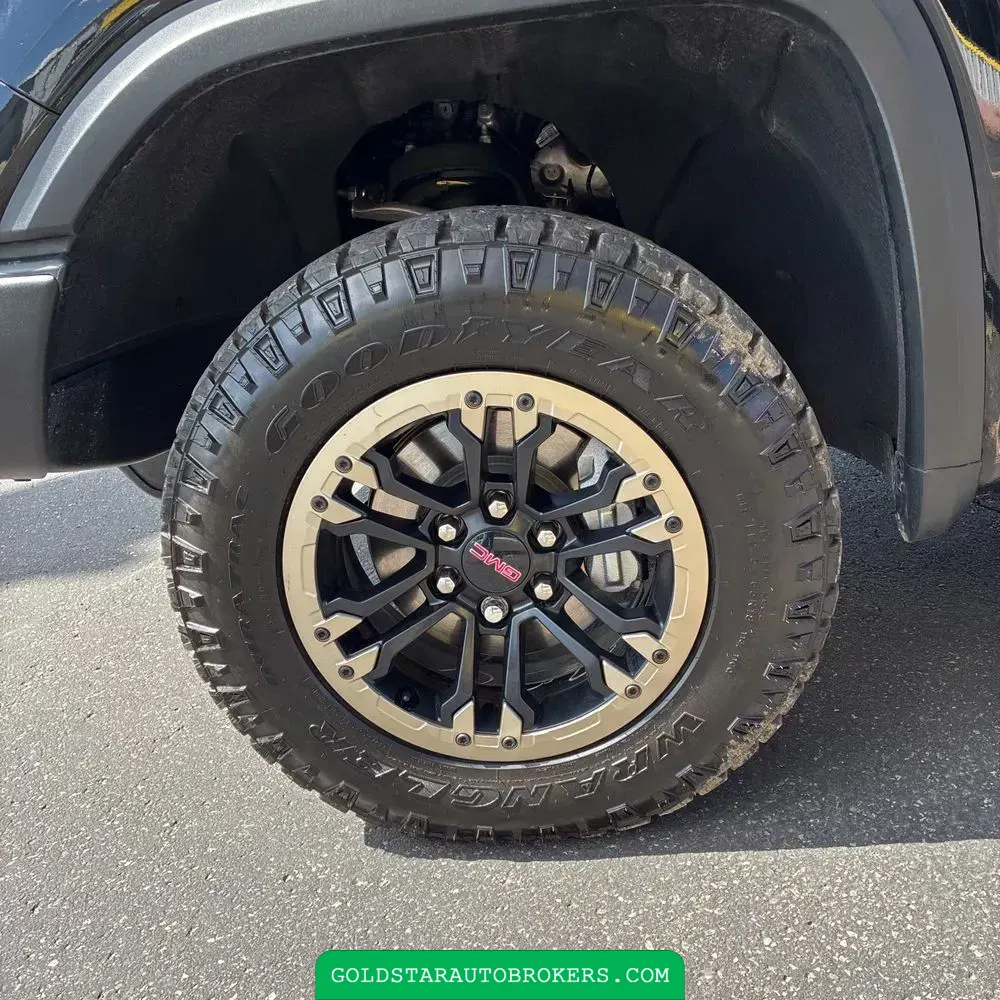 2024 GMC Sierra 1500 AT4X