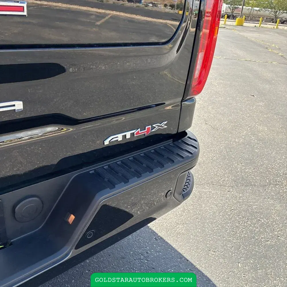 2024 GMC Sierra 1500 AT4X