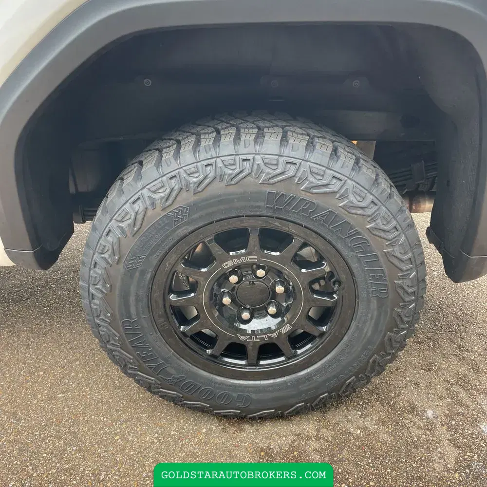 2024 GMC Sierra 1500 AT4X