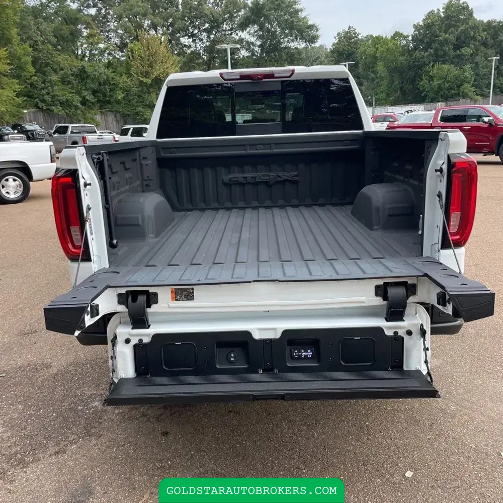 2024 GMC Sierra 1500 AT4X