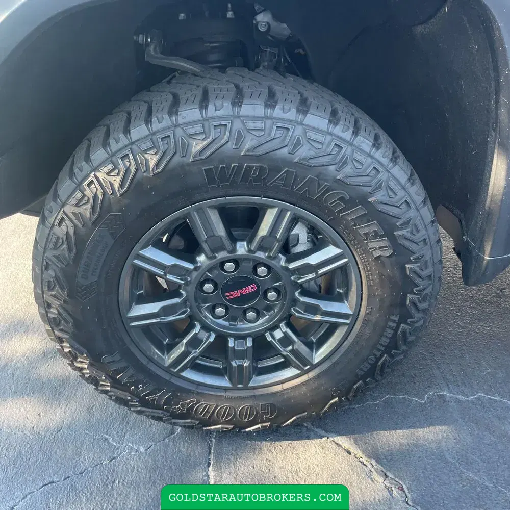 2024 GMC Sierra 1500 AT4X