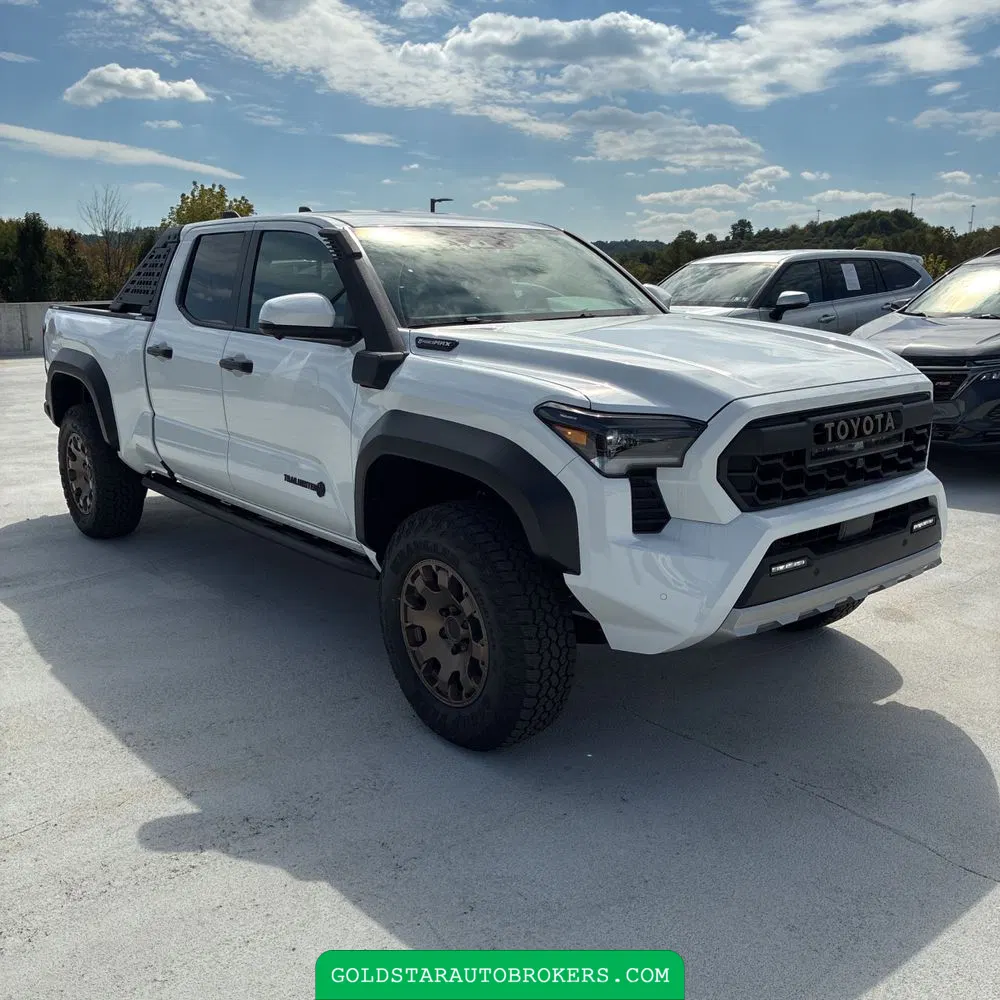 2025 Toyota Tacoma Trailhunter HV
