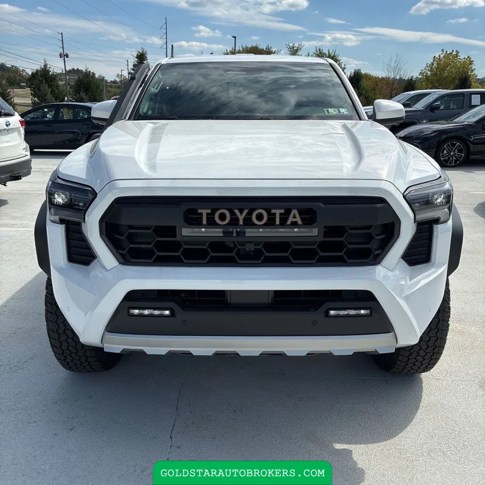 2025 Toyota Tacoma Trailhunter HV
