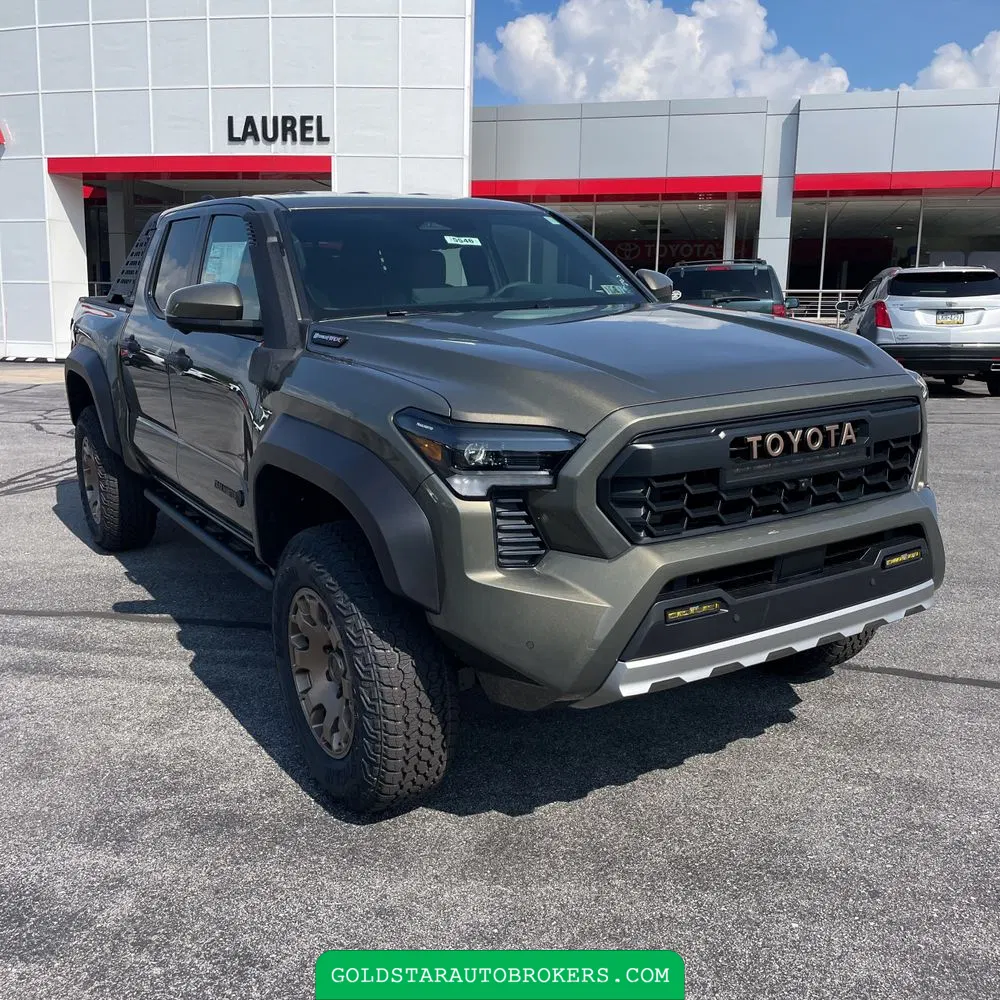 2025 Toyota Tacoma Trailhunter HV