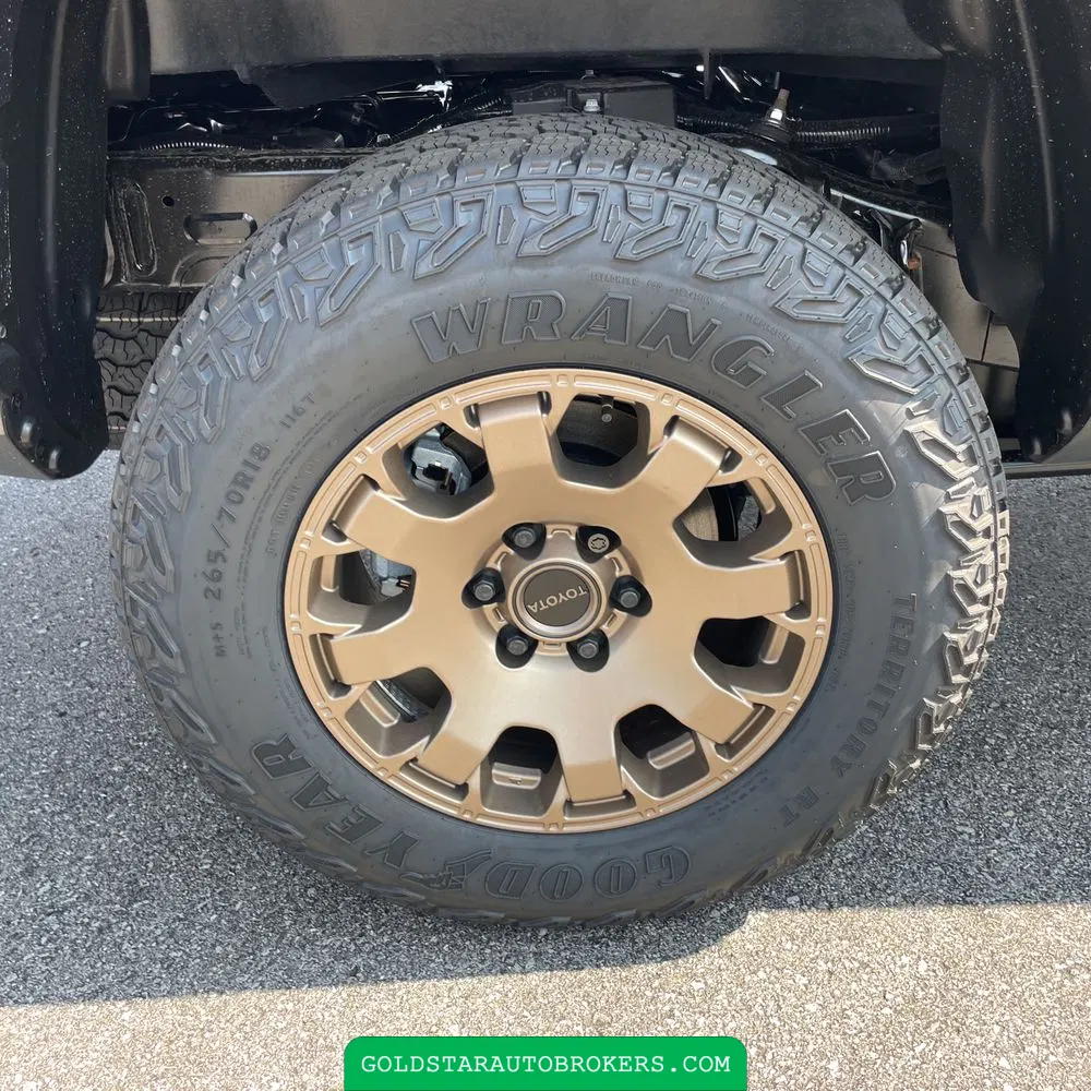 2025 Toyota Tacoma Trailhunter HV