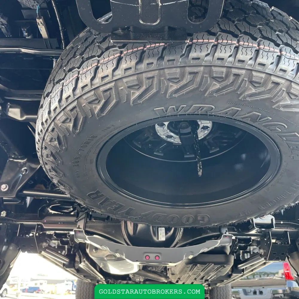 2025 Toyota Tacoma Trailhunter HV