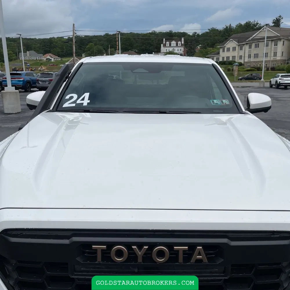2024 Toyota Tacoma Trailhunter HV