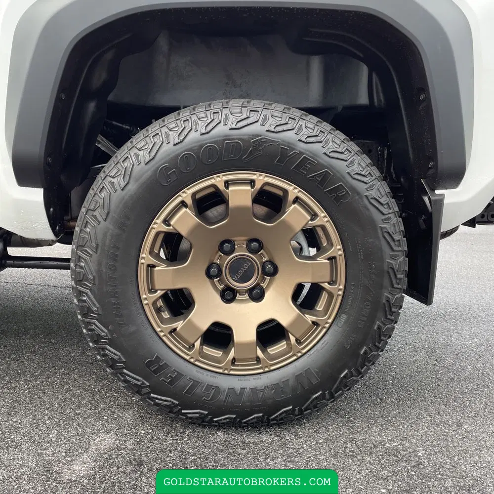 2024 Toyota Tacoma Trailhunter HV