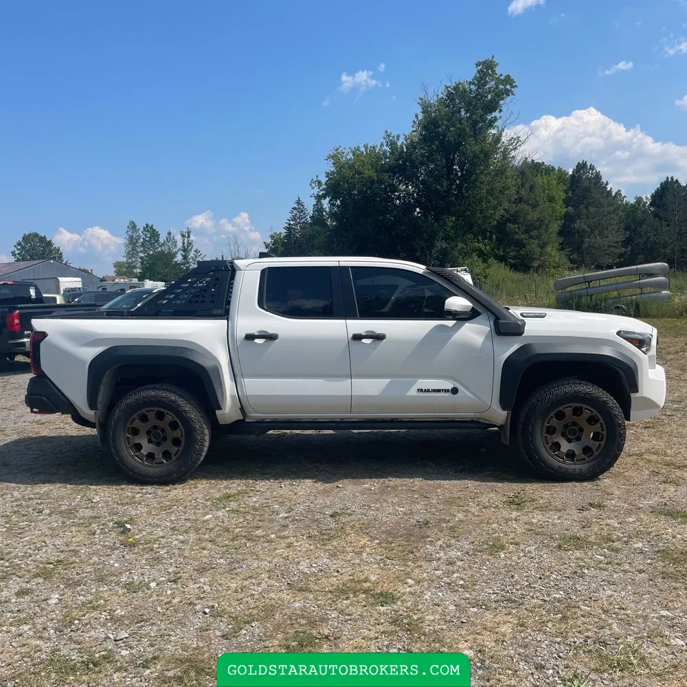 2024 Toyota Tacoma Trailhunter HV