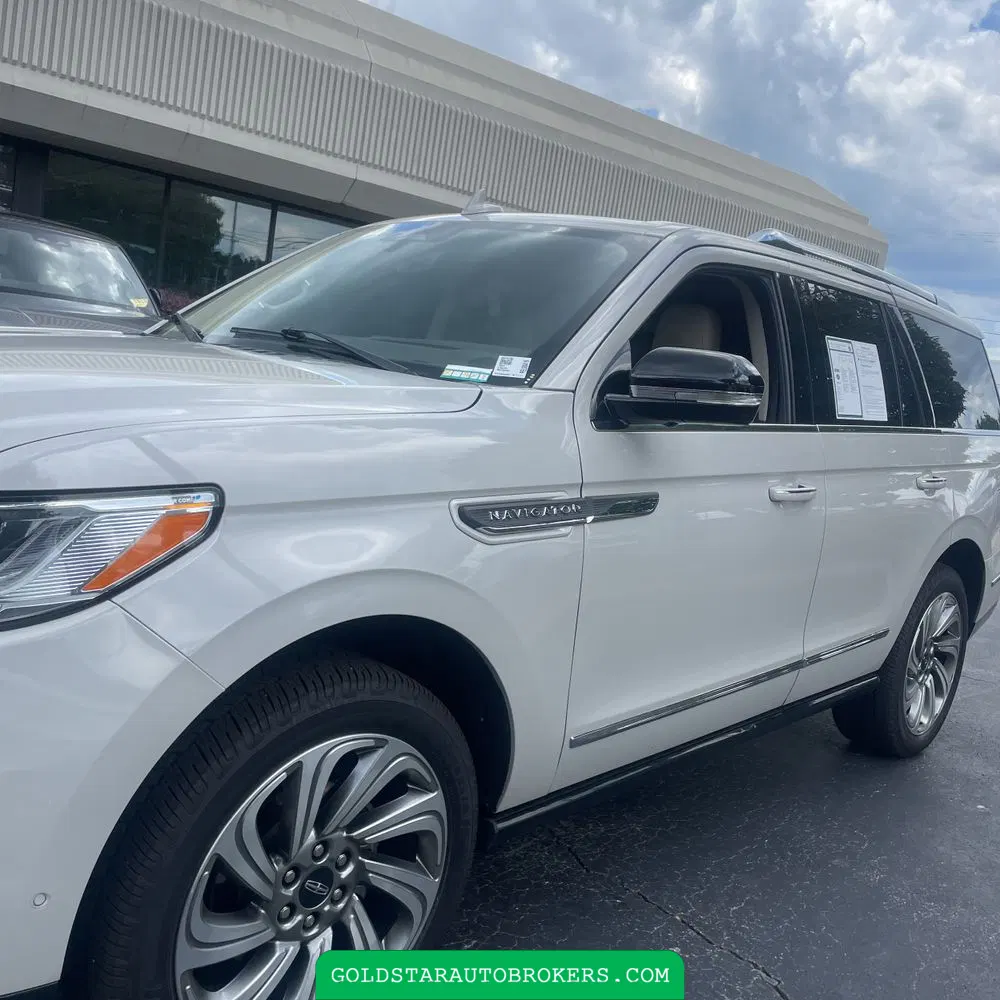 2023 Lincoln Navigator Reserve