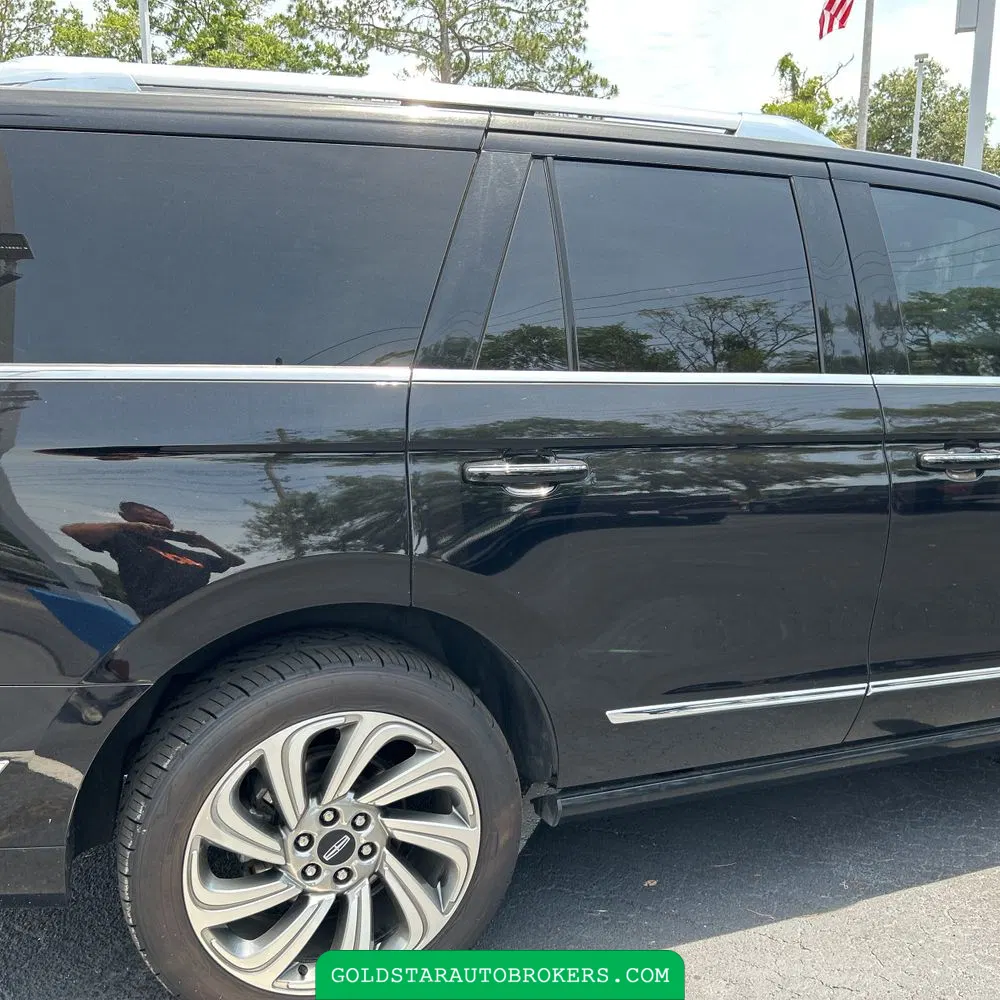 2023 Lincoln Navigator Reserve