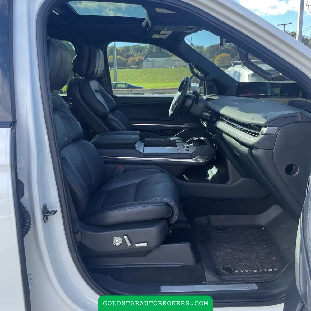 2025 Lincoln Navigator Reserve