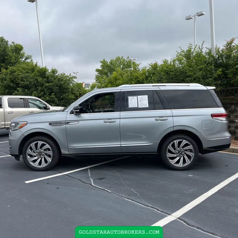 2023 Lincoln Navigator Reserve