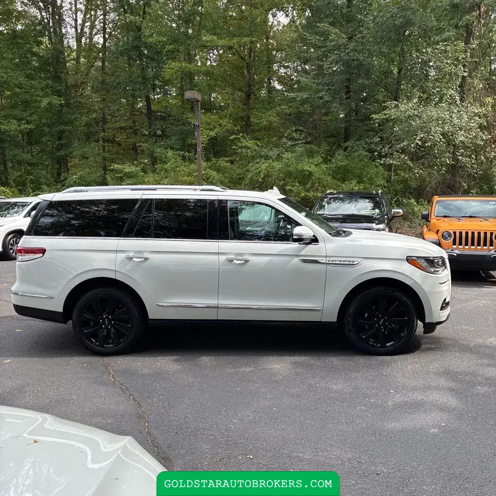 2022 Lincoln Navigator Reserve