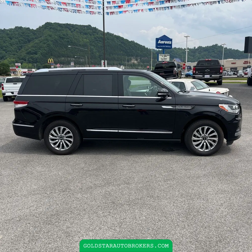 2024 Lincoln Navigator Premiere
