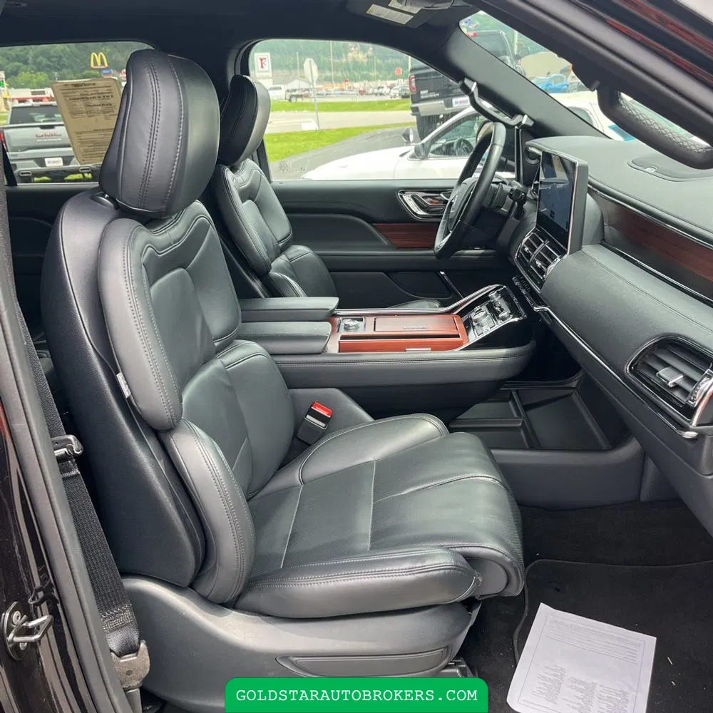 2024 Lincoln Navigator Premiere