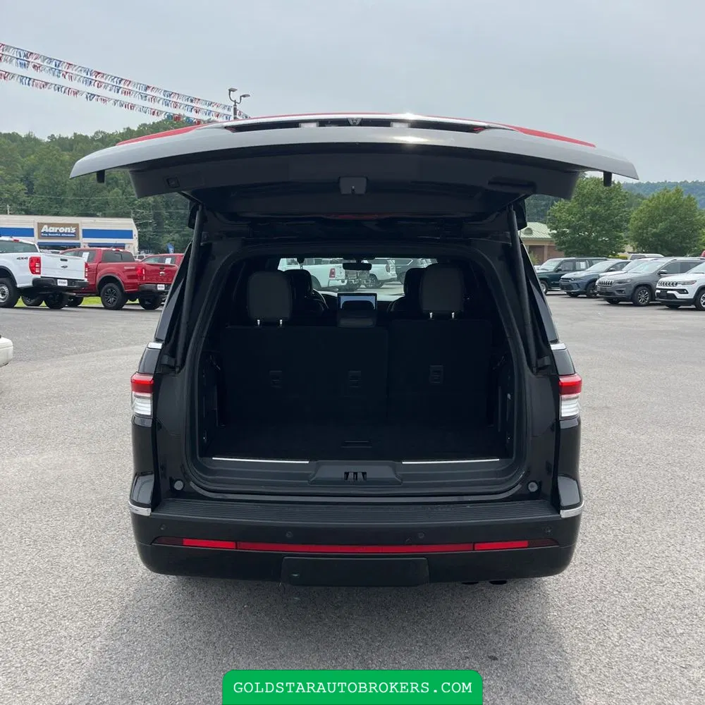 2024 Lincoln Navigator Premiere