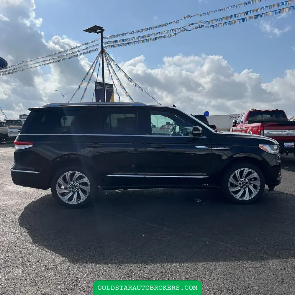 2024 Lincoln Navigator Premiere