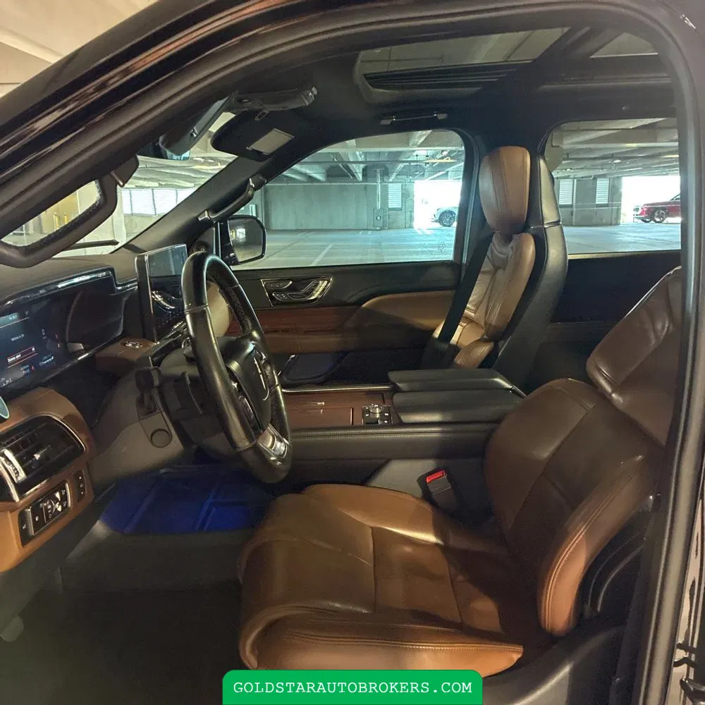 2023 Lincoln Navigator L Reserve