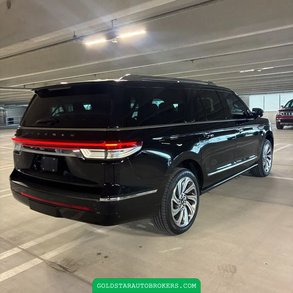 2023 Lincoln Navigator L Reserve