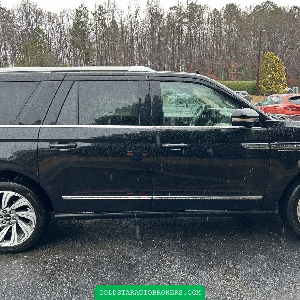 2023 Lincoln Navigator L Reserve