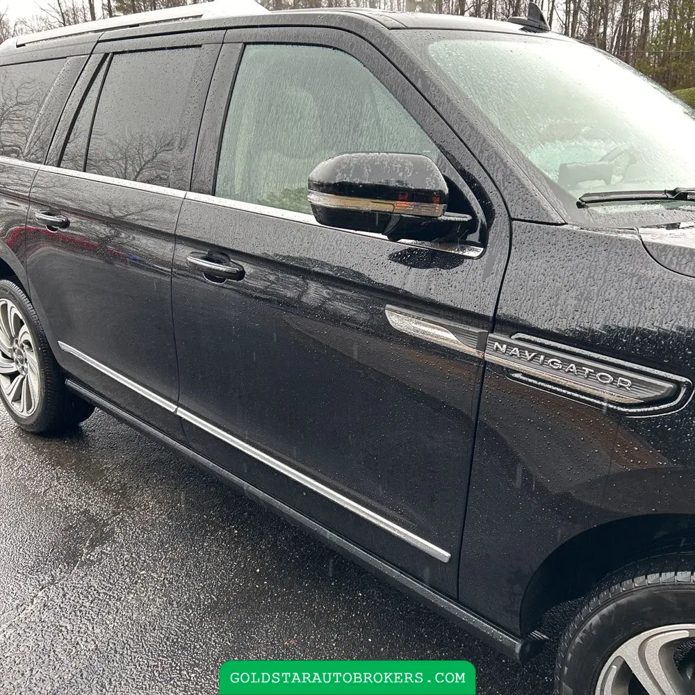 2023 Lincoln Navigator L Reserve