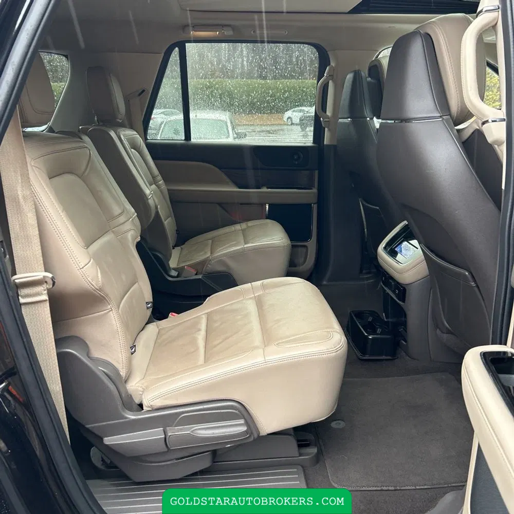 2023 Lincoln Navigator L Reserve