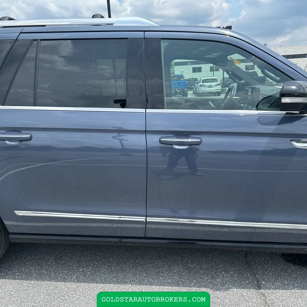 2023 Lincoln Navigator L Reserve