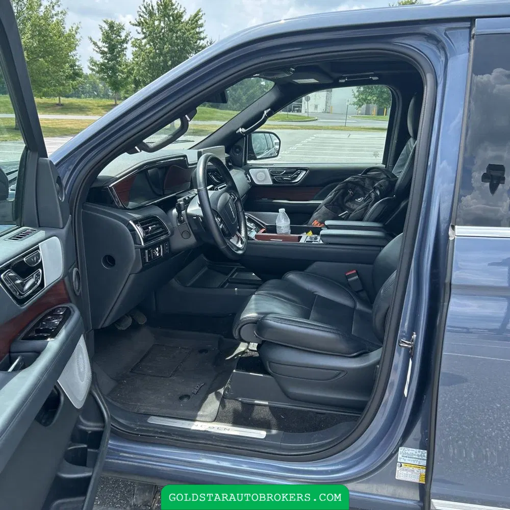 2023 Lincoln Navigator L Reserve