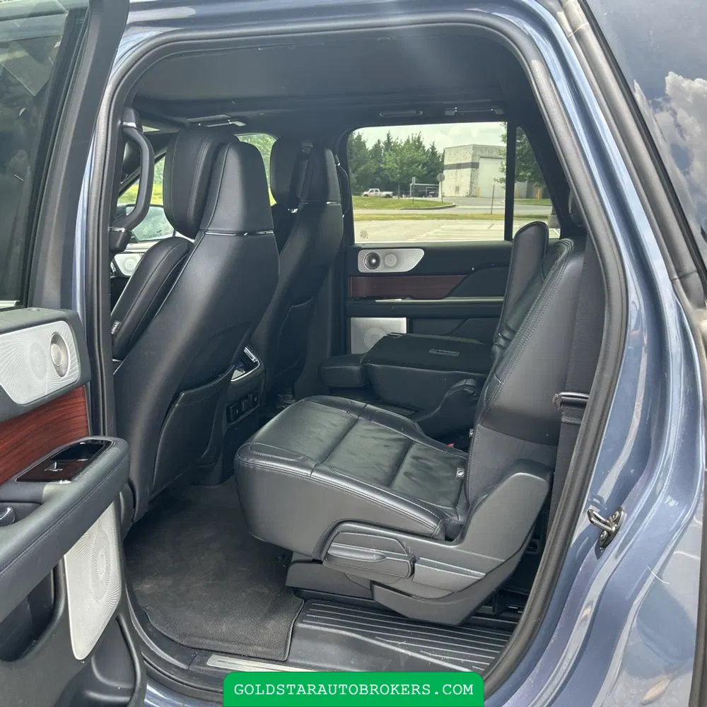 2023 Lincoln Navigator L Reserve