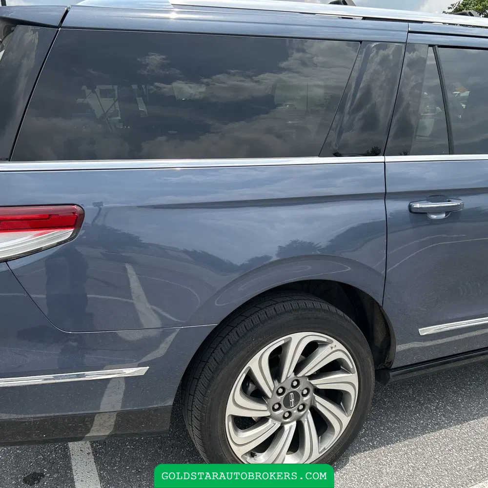 2023 Lincoln Navigator L Reserve