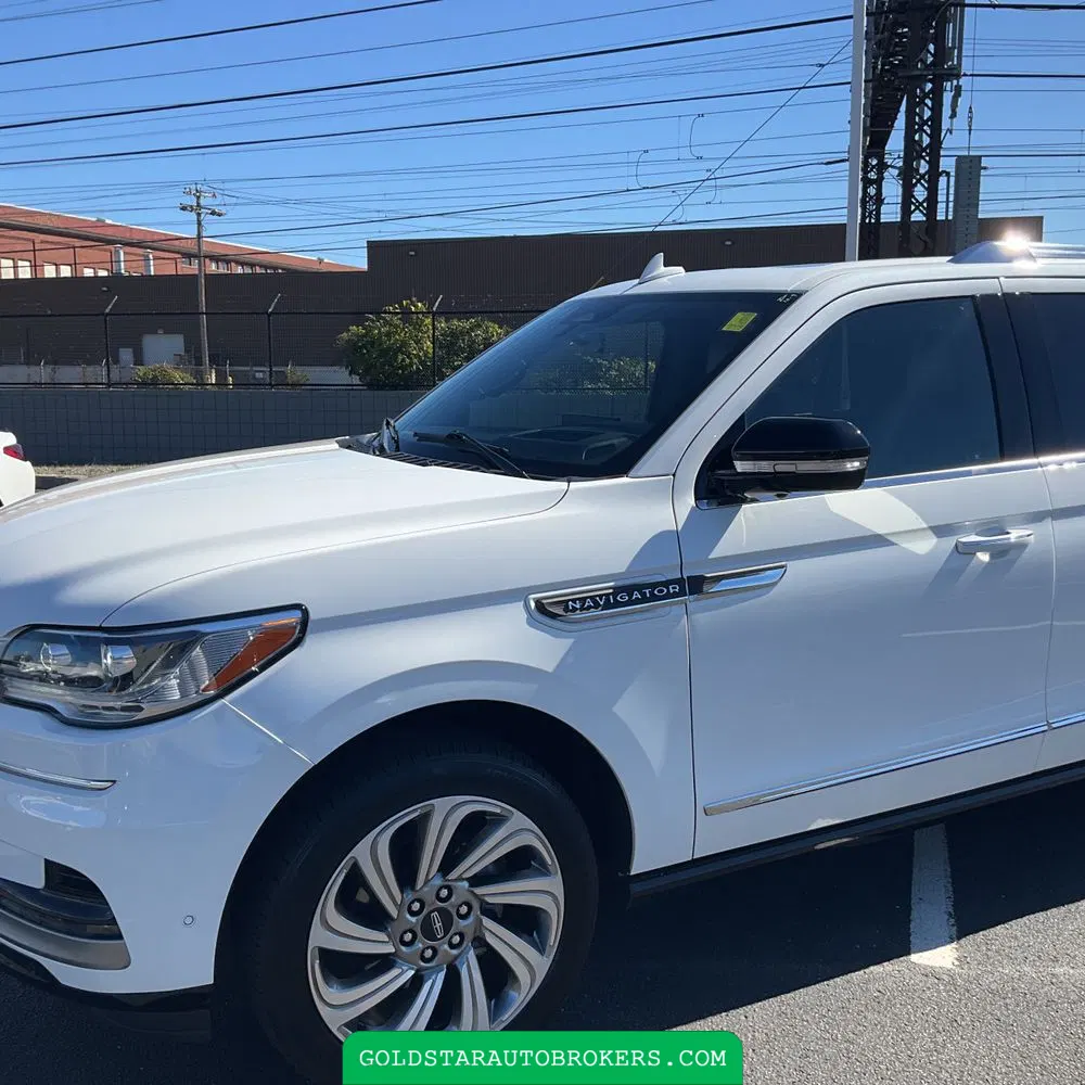 2023 Lincoln Navigator L Reserve