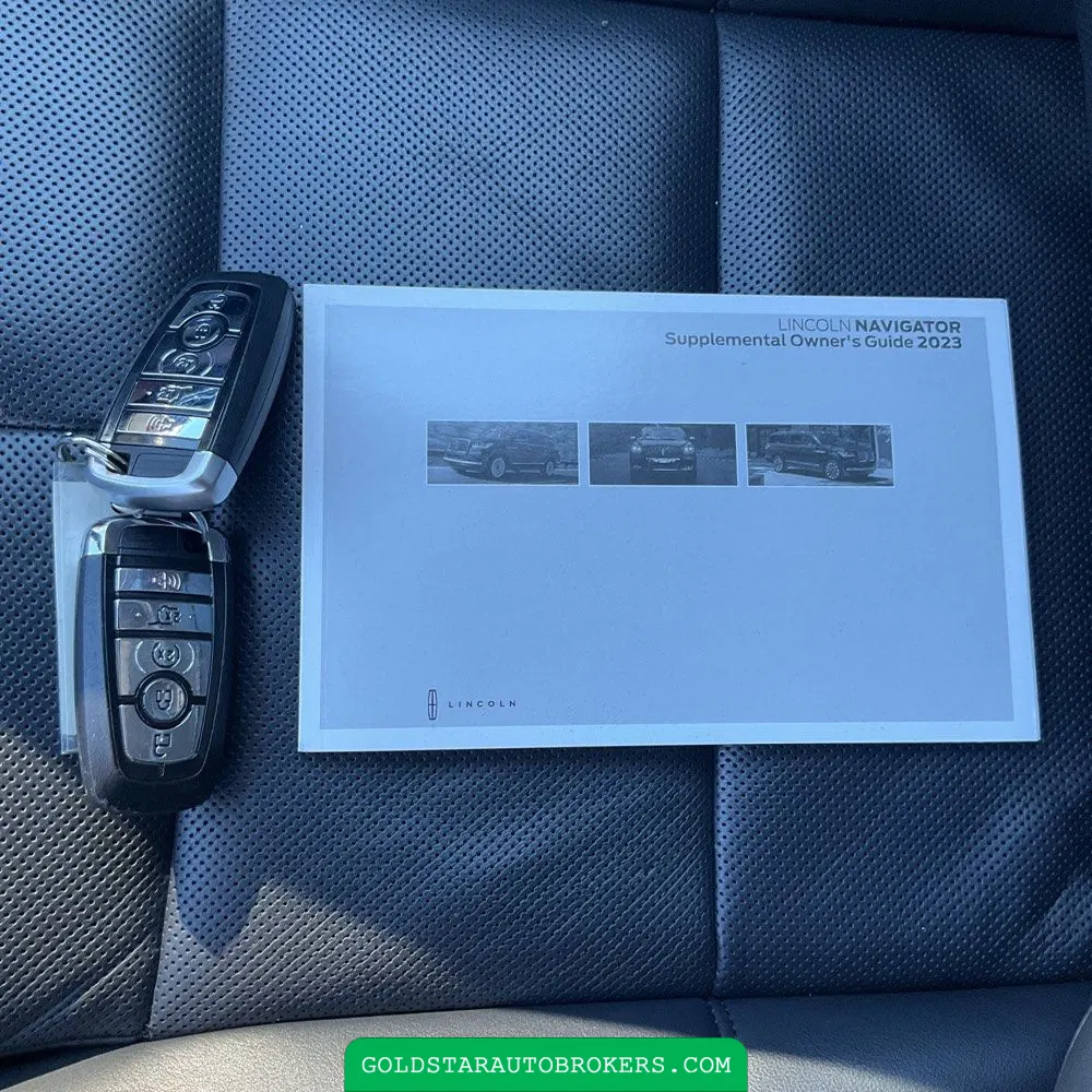 2023 Lincoln Navigator L Reserve