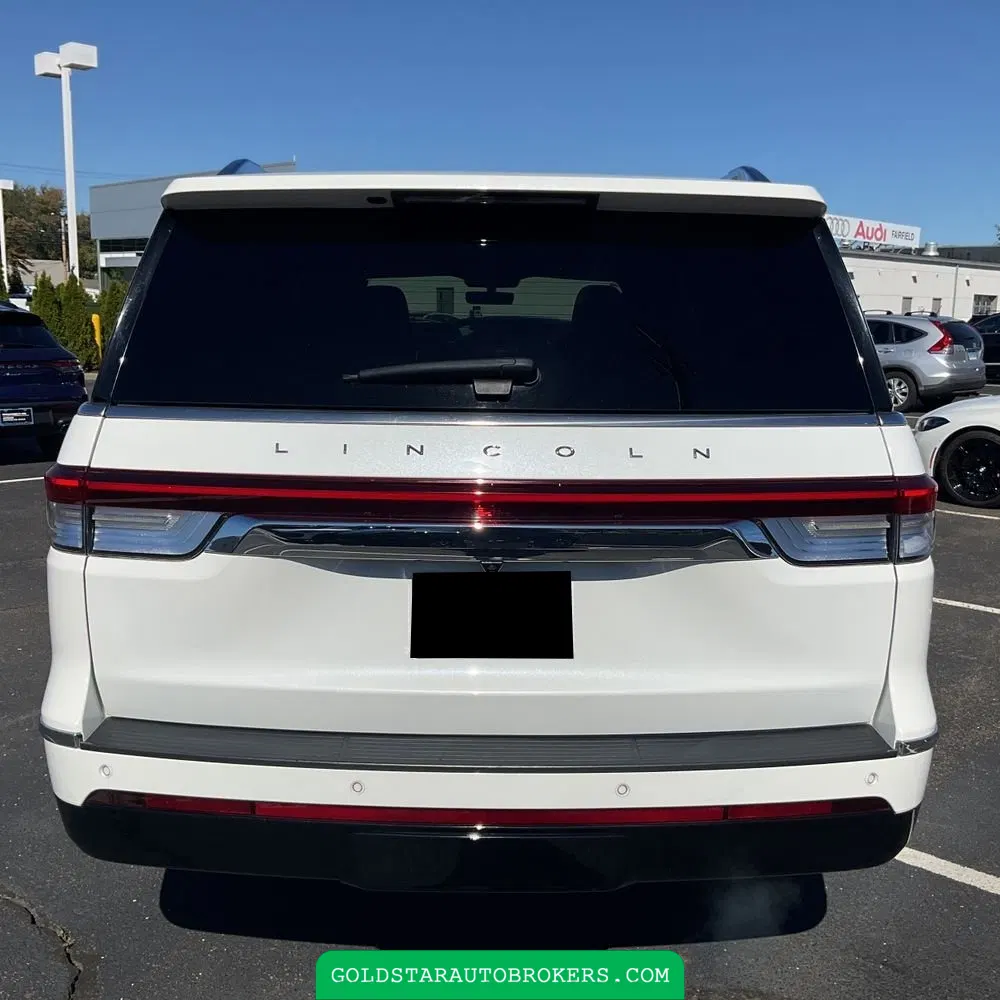 2023 Lincoln Navigator L Reserve