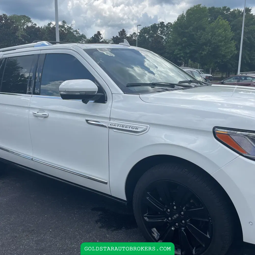 2023 Lincoln Navigator L Reserve