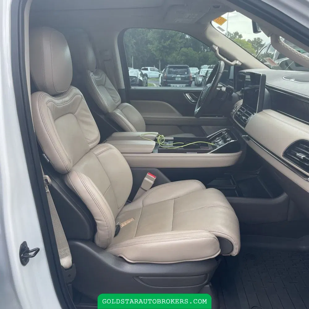 2023 Lincoln Navigator L Reserve