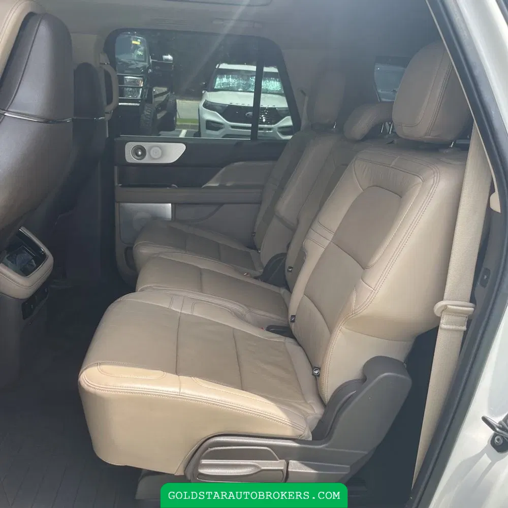 2023 Lincoln Navigator L Reserve