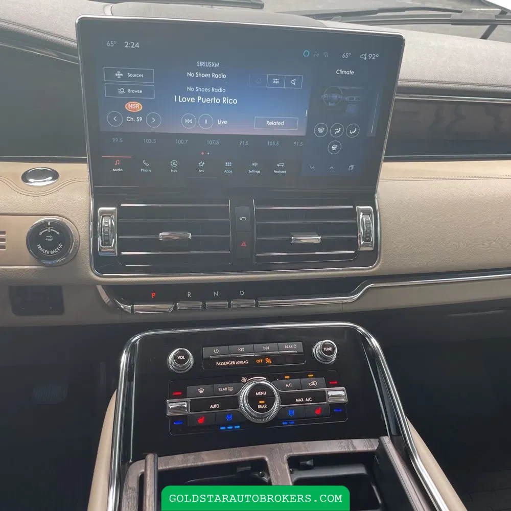 2023 Lincoln Navigator L Reserve