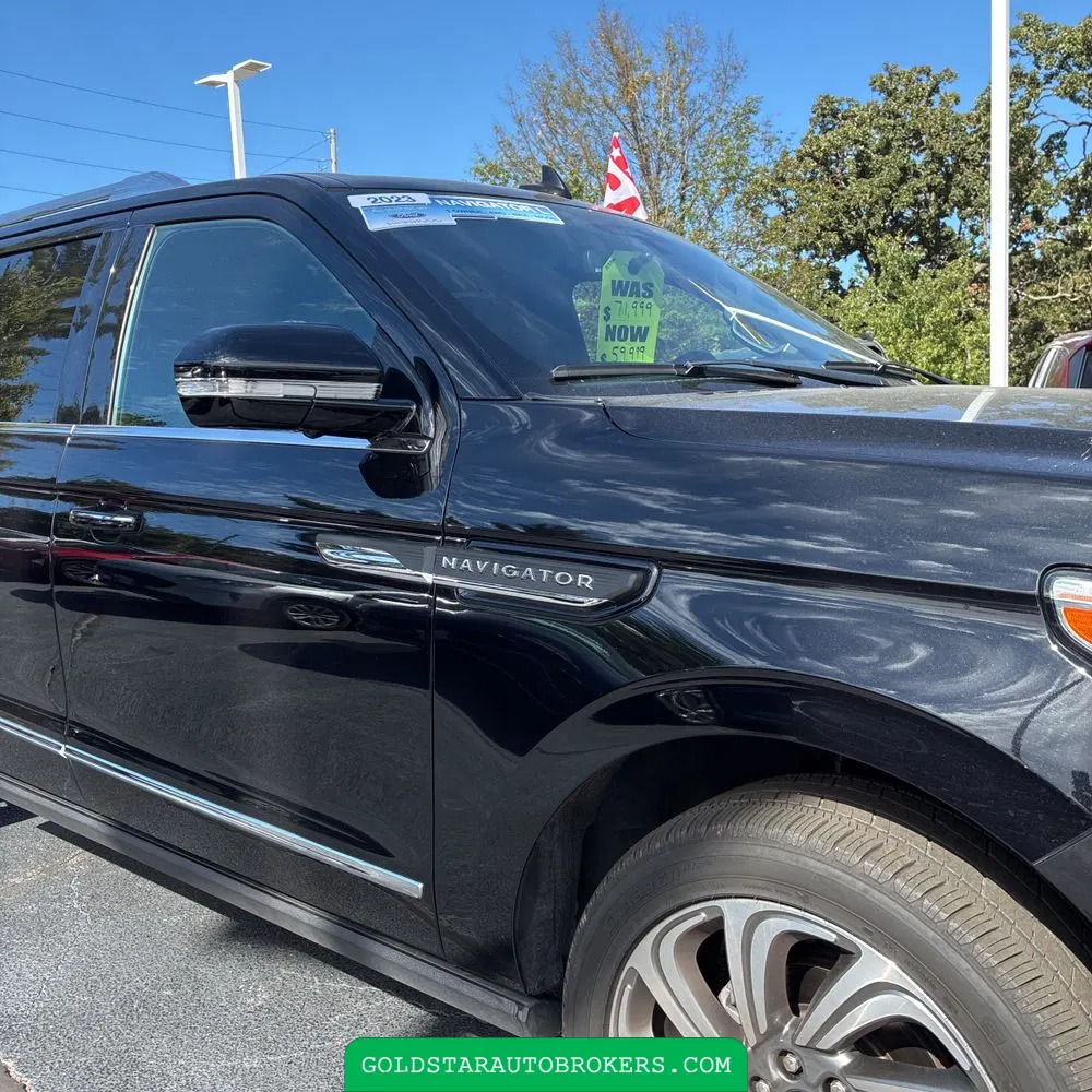 2023 Lincoln Navigator L Reserve