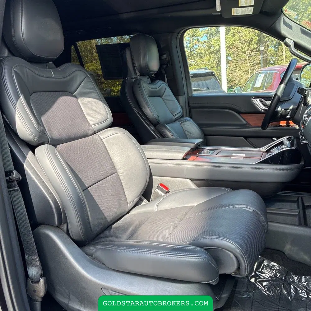2023 Lincoln Navigator L Reserve